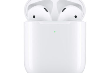 Aplep Apriods with charging